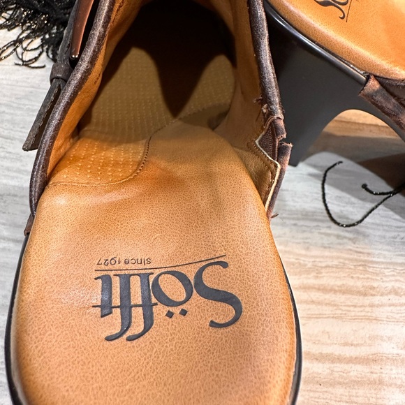 Never worn women’s Sofft choc leopard clog - Picture 10 of 15